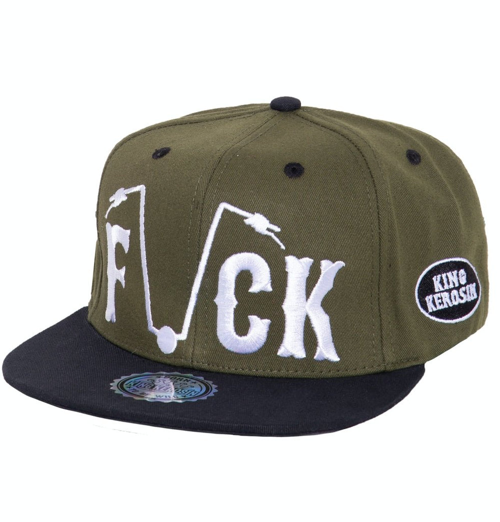 King Kerosin - Snapback Cap mit Frontstickerei und Print auf der Schirmunterseite «Fuck Everyone»