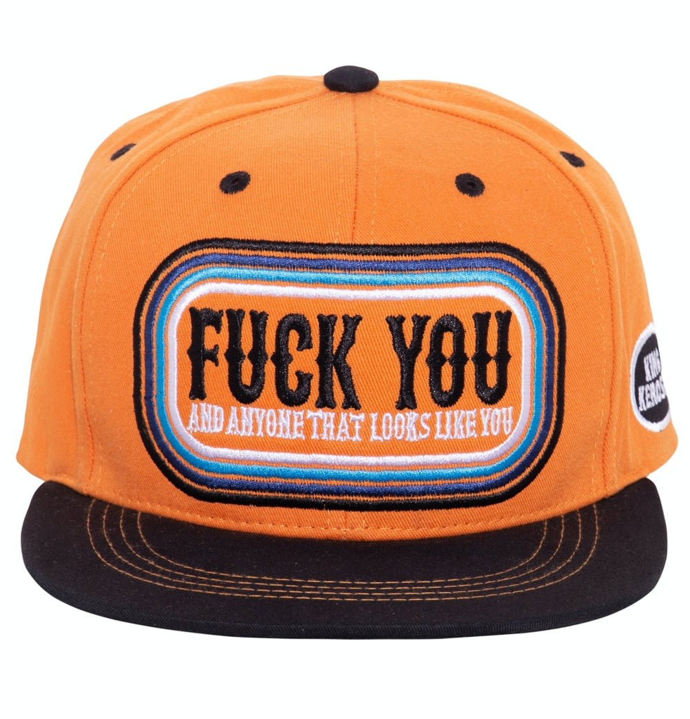 King Kerosin - Snapback Cap mit Vintage Frontstickerei und Print auf der Schirmunterseite «Fuck You»