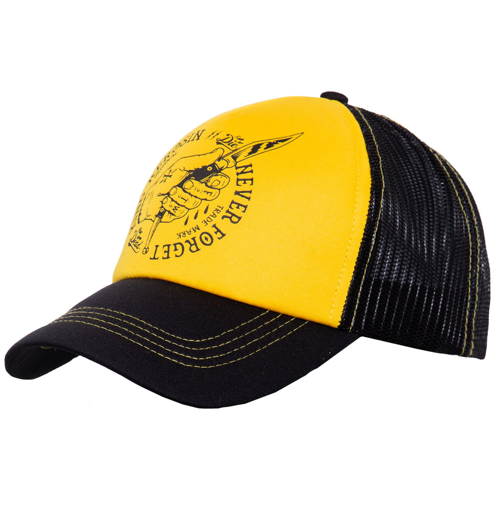 King Kerosin - Trucker Cap mit Mesheinsatz und Print «Never Forget»