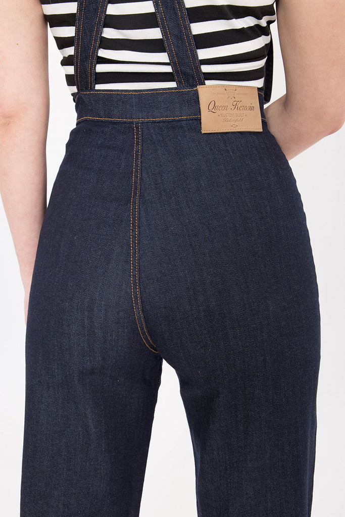 Queen Kerosin - Denim Latzhose 2 - in - 1 mit verstellbaren Trägern