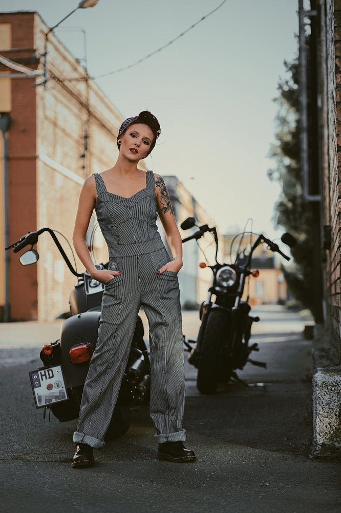 Queen Kerosin - Dungaree Jeans Jumpsuit im Vintage Look