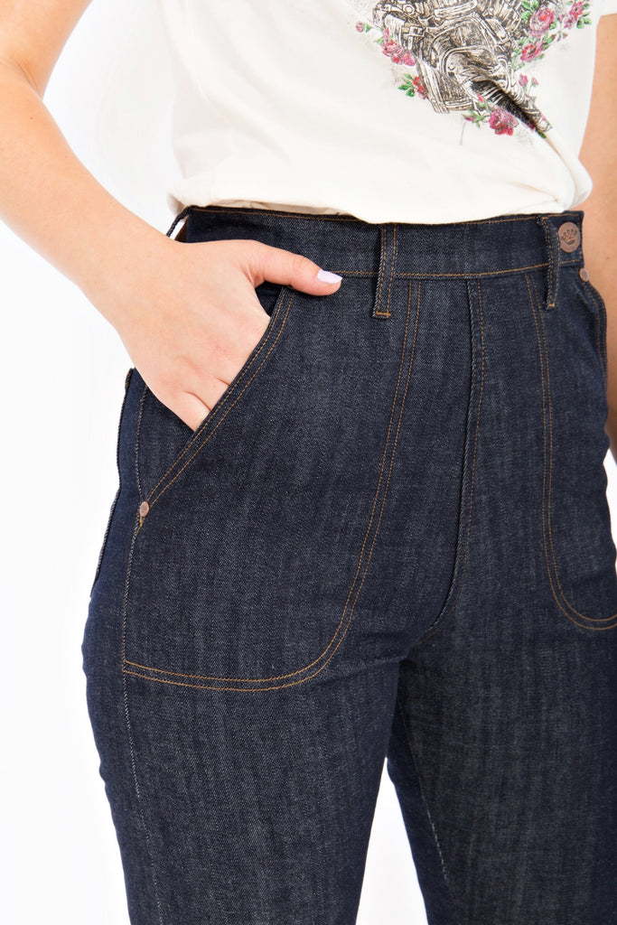 Queen Kerosin - Selvedge High Waist Jeans mit Stretch «Red Selvedge»