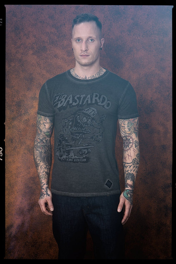 King Kerosin - Oil Washed Print T-Shirt im Used Look «El Bastardo»